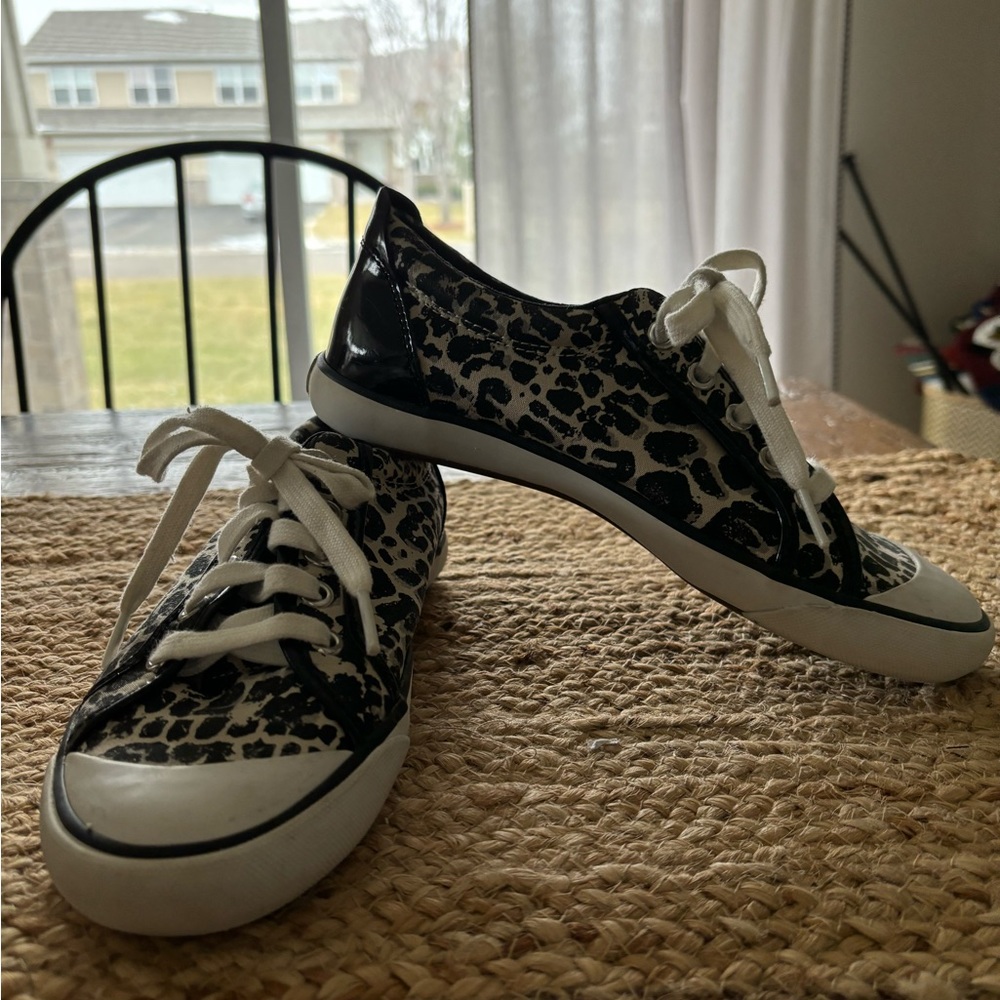 Coach Barrett Animal Print Cheetah Leopard Sneakers w/ black patent leather